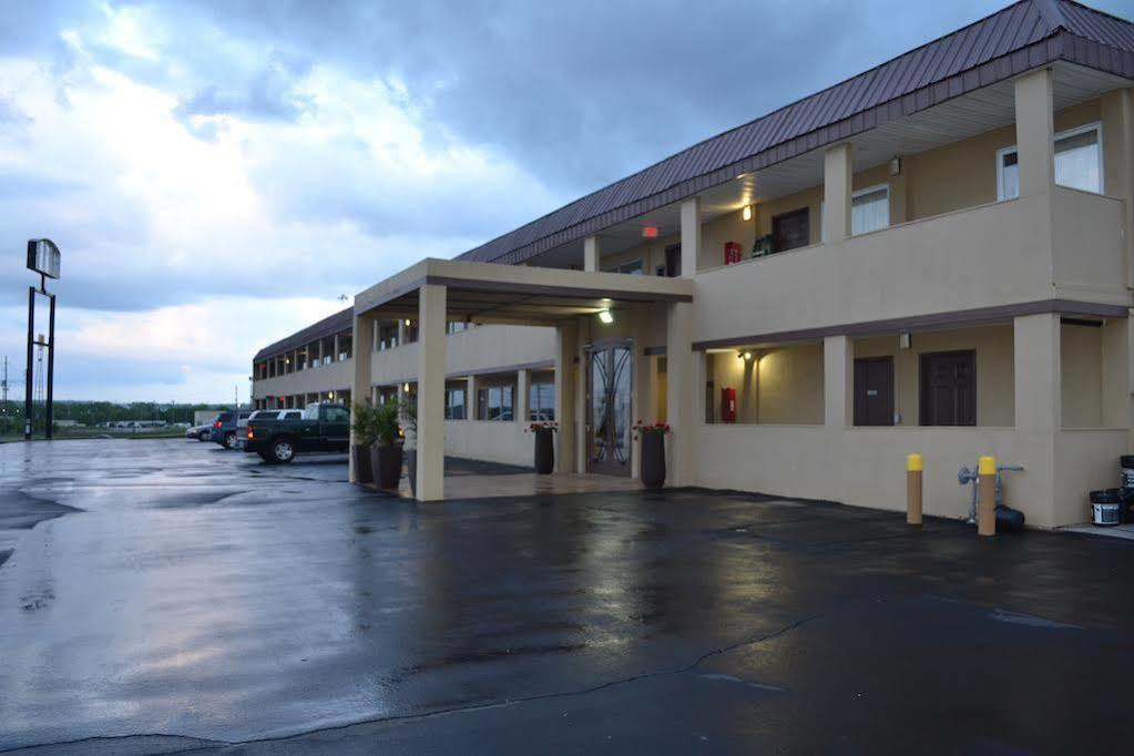 Motel 75 Monroe 外观 照片