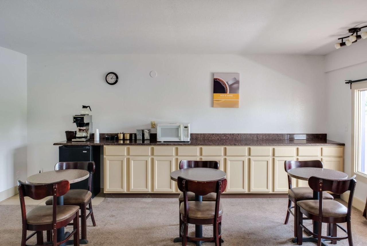 Motel 75 Monroe 外观 照片